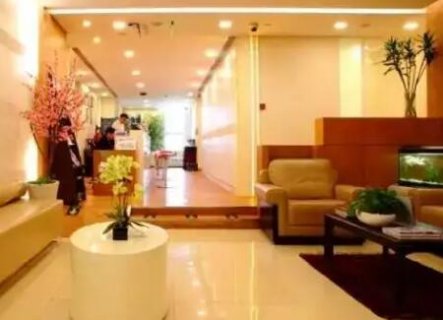 安阳市眼袋线雕医生上榜名单top10出炉-李保合整形医生费用/挂号流程参考， 安阳市眼袋线雕医生哪个好？安阳市做眼袋线雕手术关键的并不是医院，而是眼袋线雕整形医生！在安阳市眼袋线雕好