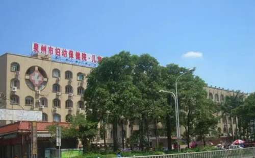 不管是身上哪里有疤痕，都会觉得很闹心，因此很多人想通过美容行业内的疤痕整形技术来缓解疤痕，不论是意外留下的疤痕，还是手术留下的疤痕，都可以通过针对性的美容项目来缓解，但是一定要找到一位好的祛疤医生才可以，泉州市妇幼保健院整形美容外科中的汪成河医生在疤痕整形方面研究颇深，他能够根据每个人的实际疤痕情况...