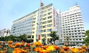 选择一家专业可靠的医疗美容医院对求美者至关重要。本文整理南昌地区2025年医疗美容医院排行榜，这些医院均具备正规资质，医生团队经验丰富，设备先进，为爱美人士提供安全可靠的变美服务