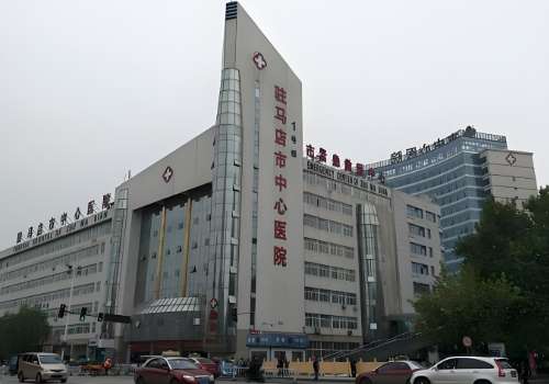 驻马店做近视眼手术好的医院有哪些？中心医院、第一人民医院实力上榜！在当今社会当中越来越多的人都饱受近视眼问题的困扰,其实摘下厚重的眼镜让视野更加清晰，或许比我们想象中还要简单。目前医疗行业发展迅速，近视手术技术发展的比较成熟，在驻马店地区当中有很多家医院都能够操作近视手术，这些医院都有着领先的仪器和...