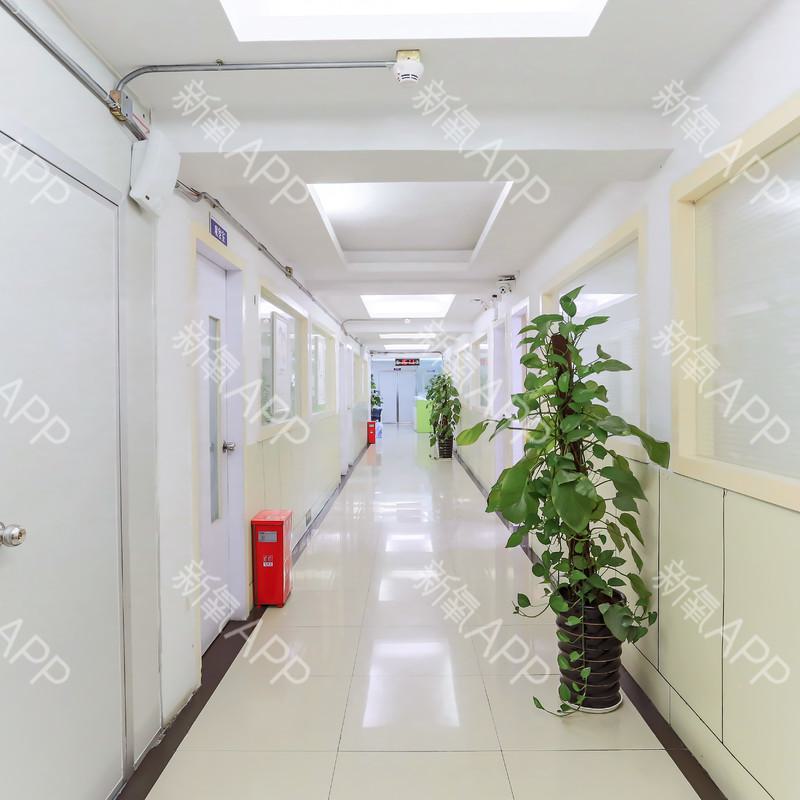 随着医美行业的规范化发展，越来越多求美者开始注重医疗机构的资质与专业性。深圳福雅医疗美容门诊部作为福田区正规持证机构，凭借其特色项目与专家团队赢得良好口碑。以下从医院资质、