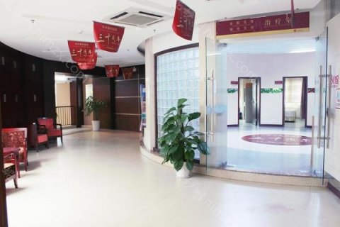 人们对于美的追求也日益增强。在杭州这座美丽的城市，整形美容行业蓬勃发展，其中壹美集整形以其专业技术和优质服务在行业中脱颖而出。本文将详细介绍壹美集整形的收费标准，帮助爱美人