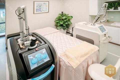 在这个繁华的世界里，美丽仿佛成为了一种无声的语言，它传递着自信与魅力。泉州，这座历史悠久的城市，整形美容行业的发展也如火如荼。众多整形医院如雨后春笋般涌现，其中泉州丰泽阳光