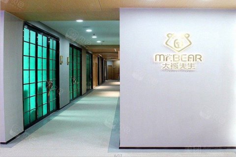 在这个繁忙的都市生活中，口腔健康常常被忽视，但它却是我们生活质量的重要保障。江阴，这座江南水乡的小城，却有着多家口腔医院，它们以各自的专业和特色服务着每一位寻求健康口腔的市