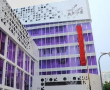 医院简介：深圳美莱在整形美容领域拥有多年经验，并持有一系列资质证书。是经当地有关卫生部门批准的正规的专业美容医学机构。因此在医院医生...
