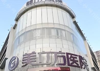 昆明美立方线雕效果很好，昆明美立方整形医院通过其逆龄面部提拉抗衰技术，为广大女性提供了一种有效的解决方案