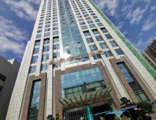 现在医美技术已经如此发达，能够帮助爱美人士解决各种各样的困扰问题，很多人随着年龄的增长，面部胶原蛋白流失的比较严重，出现了凹陷的情况，这个时候用护肤品已经没有什么太大作用了，医美项目中的面部填充就比较适合这些人群。宋华敬医生做填充比较厉害，技术水准也比较高，能在术前进行详细的分析评估，制定出合理的治...
