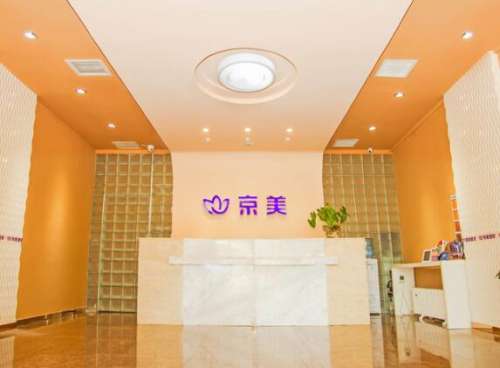 一些小有名气的医生，成为了人们在做整形手术时的理想选择，而且对于大多数的爱美人士来说，快速去除身体多余的脂肪，是目前想要解决的重点问题，在北京地区，脂肪方面的技术专家刘成胜医生，不仅能够进行吸脂整形，而且还能够开展脂肪填充，一步到位的解决多种问题。一、刘成胜医生怎么样?已经有20多年工作经历的医生，...