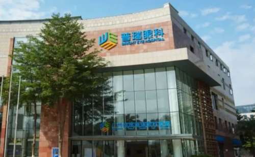 广州普瑞眼科视力矫正比较好的专家是刘泉，林丽勉，周文天，该院在业内有着较强的影响力，是大型连锁集团机构，在多个城市和地区都建有实力分院，广州普锐，在当地也很受眼病患者的青睐，该院在白内障治疗，近视眼手术，眼底病诊治等方面都有较强实力和丰富经验，院内医生具有专业的学术基础和精湛的操作技巧，始终以为群众...