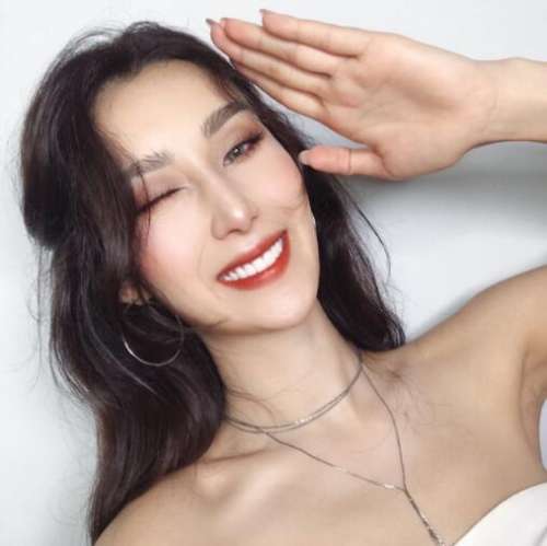 我的鼻孔天生就特别大，所以上学的时候总有调皮的男同学开玩笑叫我猪鼻子，其实自己内心还是挺难受的，只是没有表现出来而已，为了让自己的鼻子变得美观一些，也为了让自己的颜值得到一定的提升，在工作以后我决定去做鼻孔缩小手术，既然下定了决心我就需要找一位靠谱的医生来进行这个手术，朋友得知了我的想法以后推荐了本...