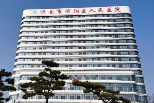 济阳人民医院也就是济阳市济阳区人民医院，医院在1949年建立，属于融合医疗、急救以及保健等多个项目为一体的综合性二级甲等医院。也属于济宁医学院等院校的临床教学医院，口腔科作为医院设置的一个学科，对于口腔科的常见病和多发病，医护人员可以轻松驾驭，下面这篇文章就是，济阳人民医院口腔科怎么样?的相关介绍，...