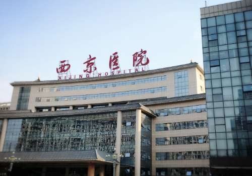 西安西京医院双眼皮手术价格需要多少？双眼皮价格为3500元起拥有一个漂亮美观的双眼皮造型能够让整体眼睛看起来更加富有灵动感，增加个人的气质和颜值。目前西安地区当中西安西京医院在双眼皮手术方面的技术精湛。不仅医生的专业水平较高，而且熟悉多种类型的手术风格，能够为爱美者们打造更加适合自己的眼睛造型，价格...