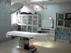 1、科室概况 南京医科大学第二附属医院烧伤整形科，以其专业的医疗团队和先进的医疗设备，为患者提供全方位的烧伤治疗和整形服务。科室拥有一支由资深主任医师领衔的专业医疗团队，其中