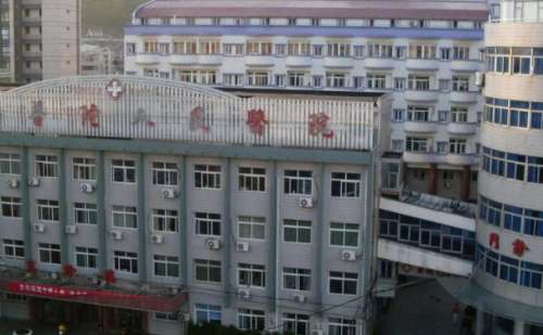 牙齿长得歪七扭八，不仅笑起来的时候不自信，就连吃东西也会受影响，想要拥有整齐美观的牙齿，可以通过口腔行业内的矫正技术来做改观，要想得到比较好的矫正结果，一定要到正规口腔科找专业医生进行操作。浙江普陀医院口腔科中的程红江医生在牙齿矫正方面比较有经验，他会结合每个人的牙齿畸形程度制定针对性矫正方案，通过...