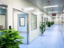 南昌大学第一附属医院整形美容科详细介绍 01. 医院介绍 医院是在一九三九年成立的，成立这么多年以来，在当地的影响一直都很大，而且规模很完善，医疗设施也很先进，来到该医院做手术的人