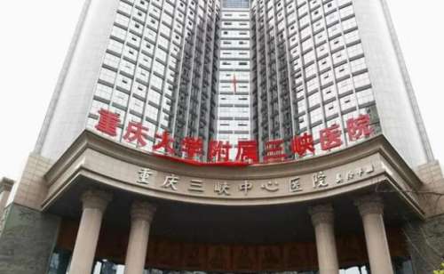 相信每个人都希望自己能够拥有紧致光滑的皮肤状态，但是日常的生活中很多求美者因为是户外工作的原因，所以造成了皮肤有斑点或者是暗黄的情况，这时候我们就可以通过现在的整形方法做相关的改善，改良皮肤的方法比较多，光子嫩肤肤就是不错的方法之一，通过这项技术可以令求美者获得水嫩光滑的皮肤状态，提高个人的魅力与气...