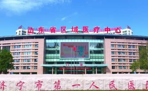 每个妈妈都是平凡而伟大的，但是我们却会因为生产的原因造成了妊娠纹的出现，这时候不对于个人的形象方面带来的影响还是比较大的，所以随着当下医美技术的逐步成熟，更多的求美者会选择产后妊娠纹去除的方法进行解决，虽然说这项手术现在是比较成熟，但是离不开医生的精湛的技术。在医院的选择方面，大家一定要选择这样的医...