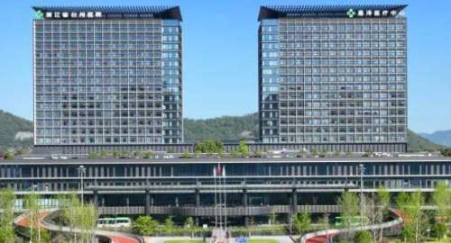 台州双眼皮修复公立三甲医院有哪些?浙江省台州医院整形美容中心、台州市第一人民医院医疗美容科、台州市立医院医疗美容科以及台州市中心医院整形美容外科等医院技术好。双眼皮项目看似简单，但是背后却也有很多门槛。技术要专业，风格审美要独特，每个人的五官基础不一样，双眼皮的要求也不同，所以就需要找靠谱的医院来操...