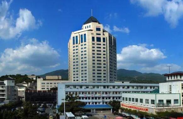 全国近视度做飞秒手术医院排行二十强综合名单盘点-实力坐诊，全国有很多知名的近视度做飞秒手术整形医院，但是在全国的医院当中哪家医院近视度做飞秒手术做的比较好，哪家医院近视度做飞